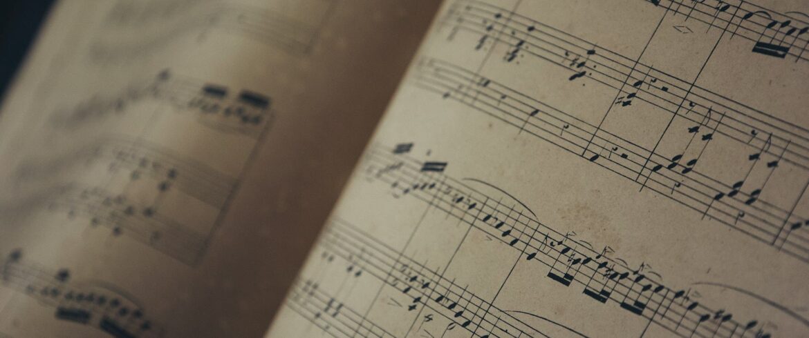 Best AI Tools for Writing Song Lyrics in 2025
